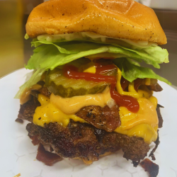 Wagyu Smash Burger 10 oz (Best Seller)